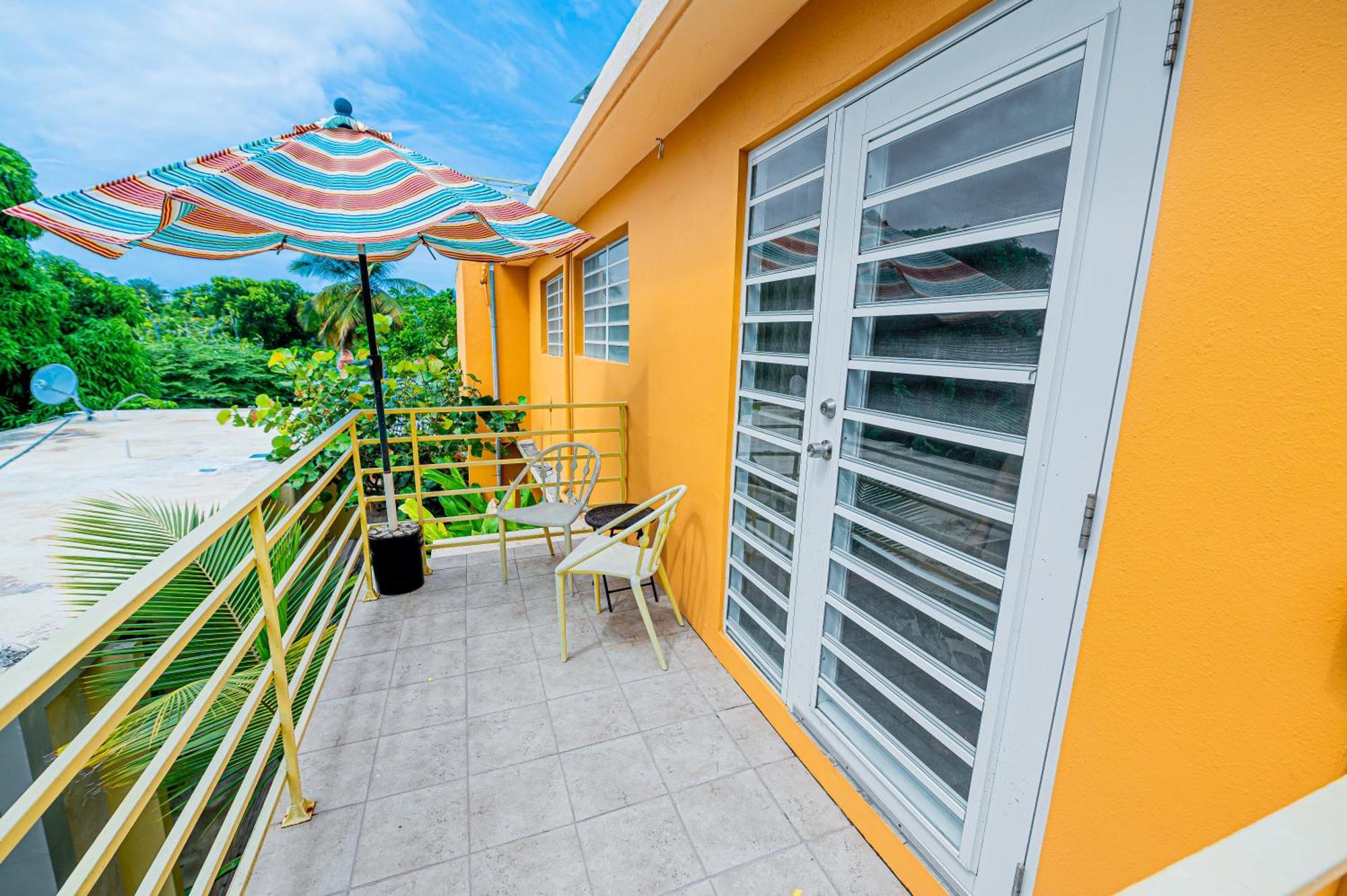 Casa De Amistad Guesthouse Vieques Exteriör bild